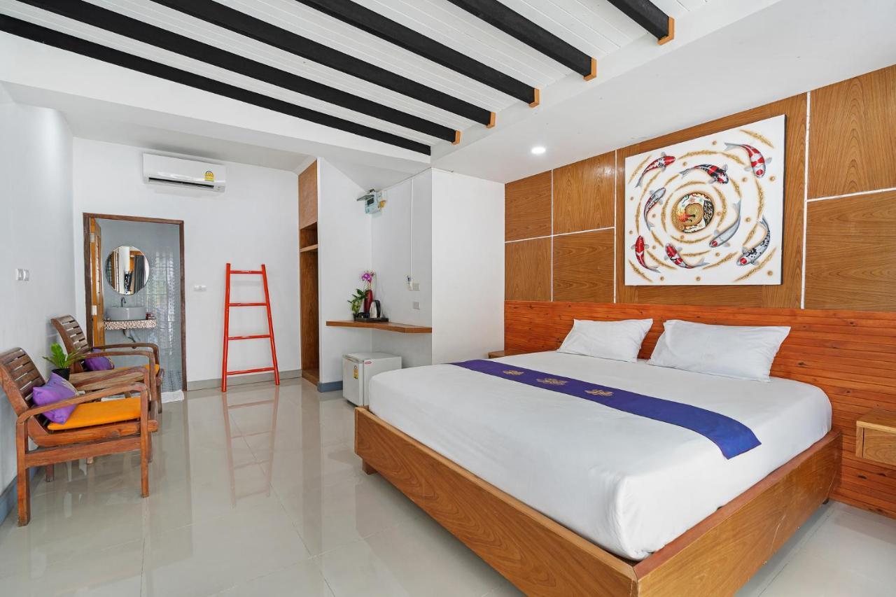 Nhà mặt đất 500 m² 12 phòng ngủ, 12 phòng tắm riêng ở Bo Phut Bophut Ngoại thất bức ảnh