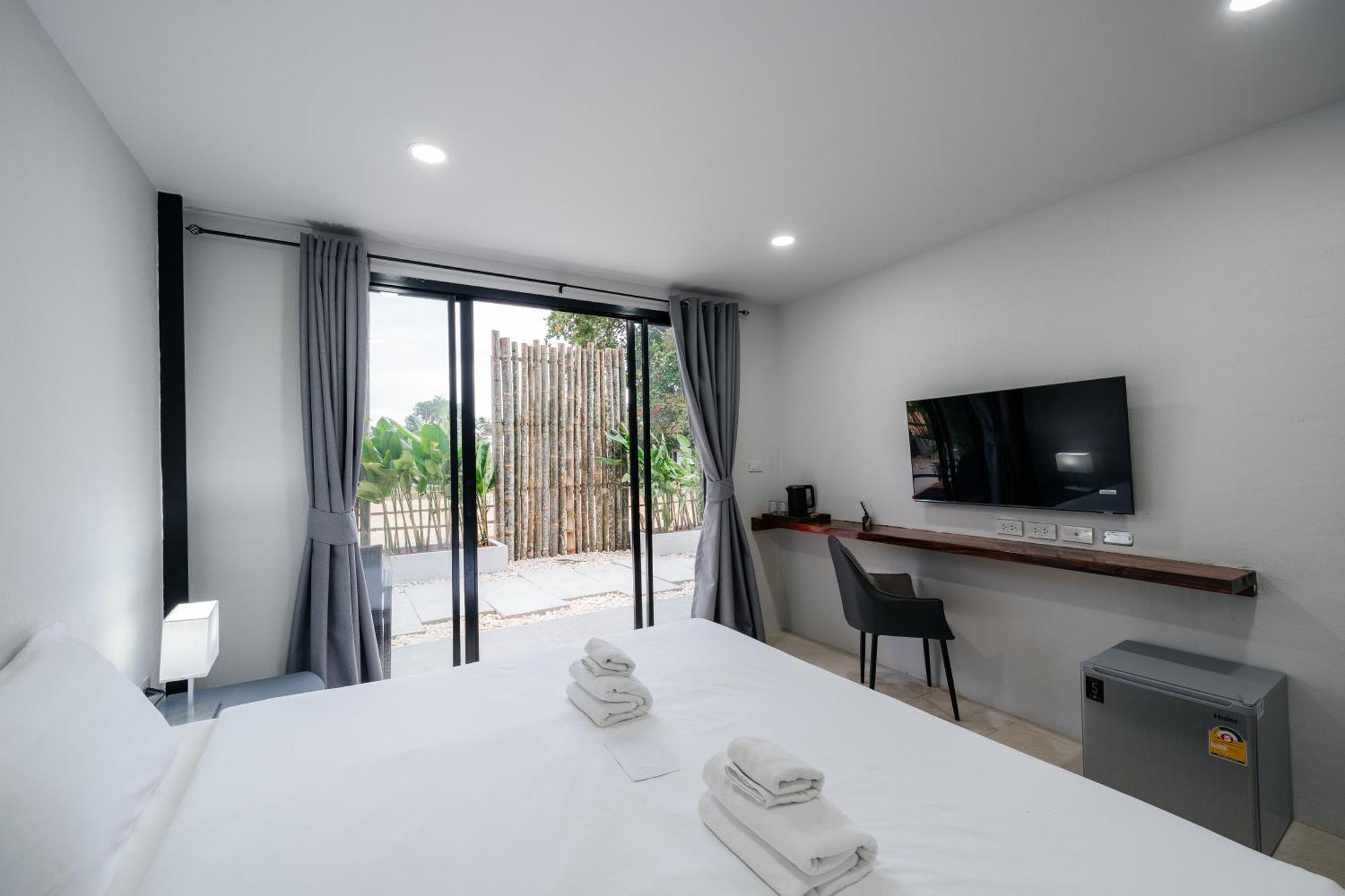 Nhà mặt đất 500 m² 12 phòng ngủ, 12 phòng tắm riêng ở Bo Phut Bophut Ngoại thất bức ảnh