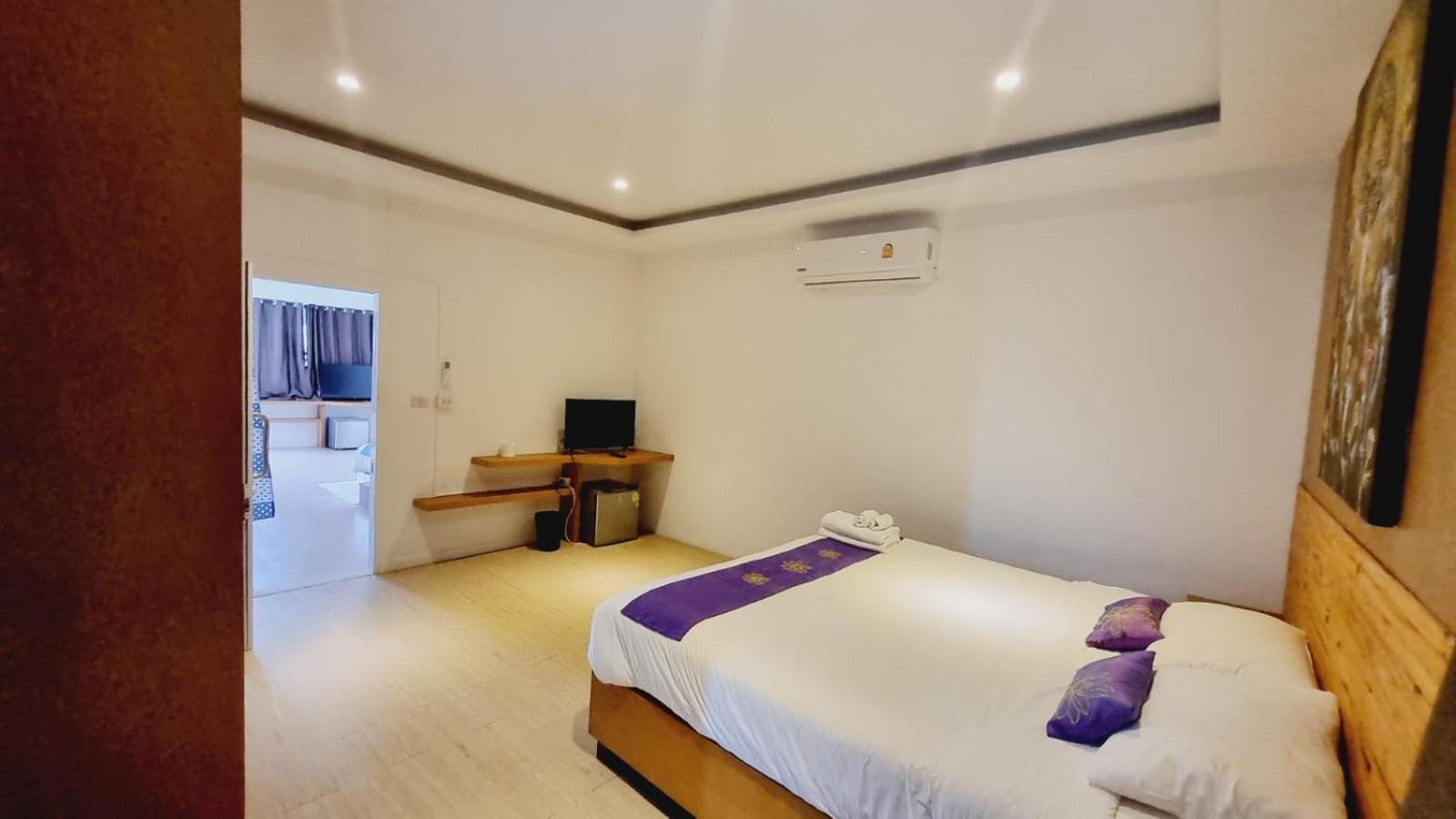 Nhà mặt đất 500 m² 12 phòng ngủ, 12 phòng tắm riêng ở Bo Phut Bophut Ngoại thất bức ảnh