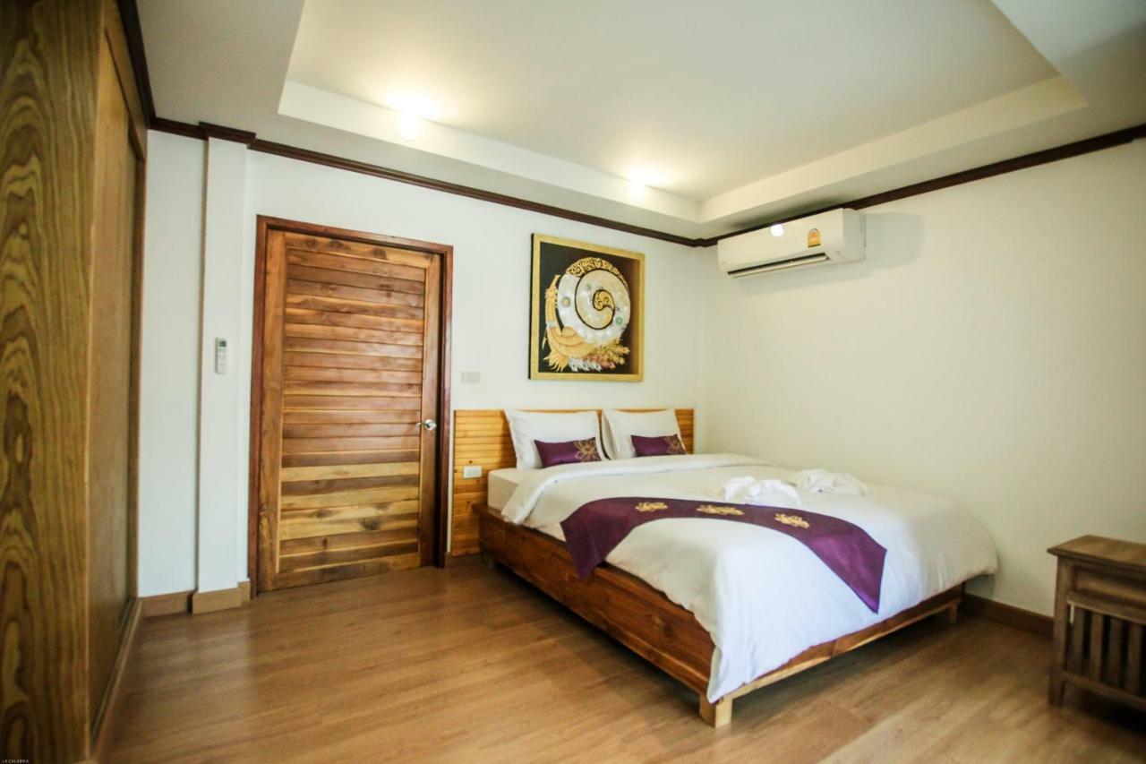 Nhà mặt đất 500 m² 12 phòng ngủ, 12 phòng tắm riêng ở Bo Phut Bophut Ngoại thất bức ảnh